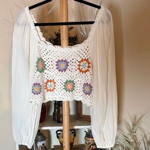 Aerie XL White Crochet Cropped Blouse With Flower Accents,Balloon Sleeves. EUC